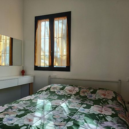 A Casa Di Amici Apartment Arezzo Luaran gambar