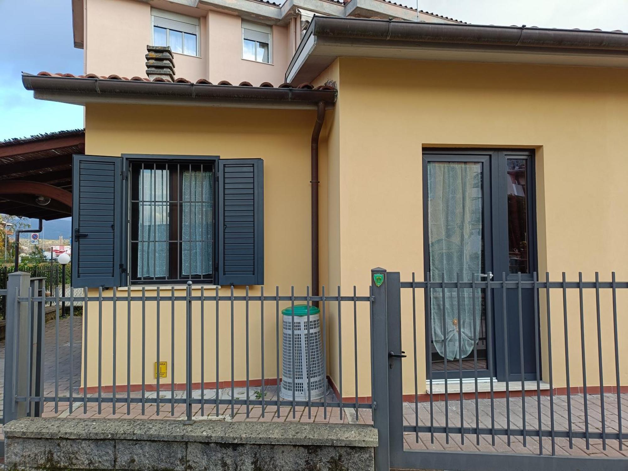 A Casa Di Amici Apartment Arezzo Luaran gambar